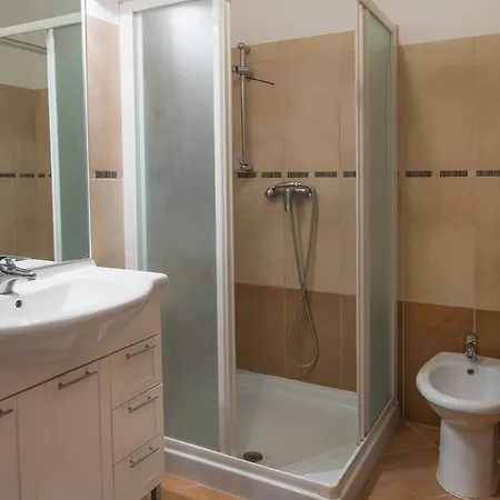 Flora Apartman *
