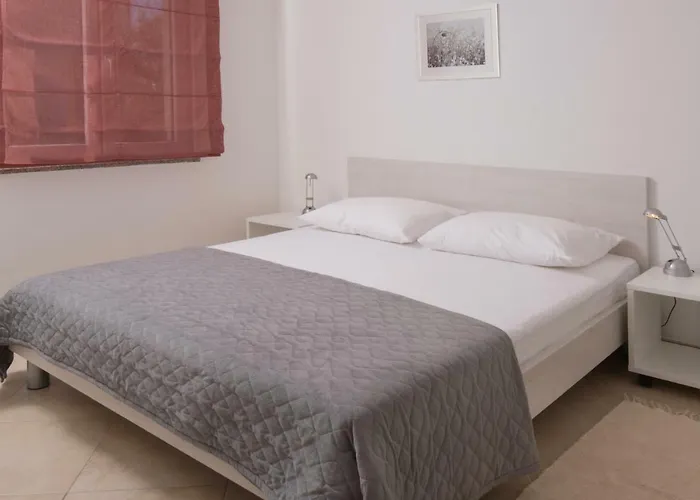 Apartman Flora